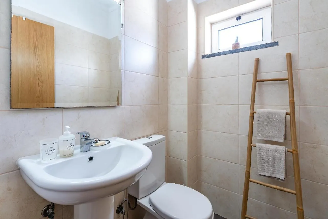 Lejlighed Dom Carlos - Apartamento Para 6 Com Ac E Vista Fabulosa Sobre O Rio Arade Portimão